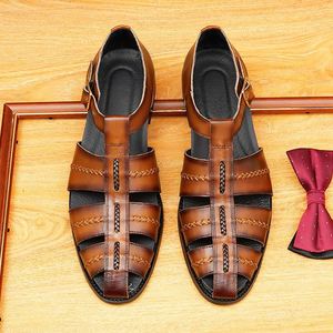 Men's Casual Flat Shoes Fashionable High-quality Brand Men's Genuine Leather Handmade Sandals - Product Image 4