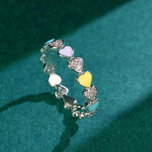Anello Smaltato a Cuore Colorato, Gioiello Minimalista Chic da Donna, Regalo per Uso Quotidiano - Product Image 2