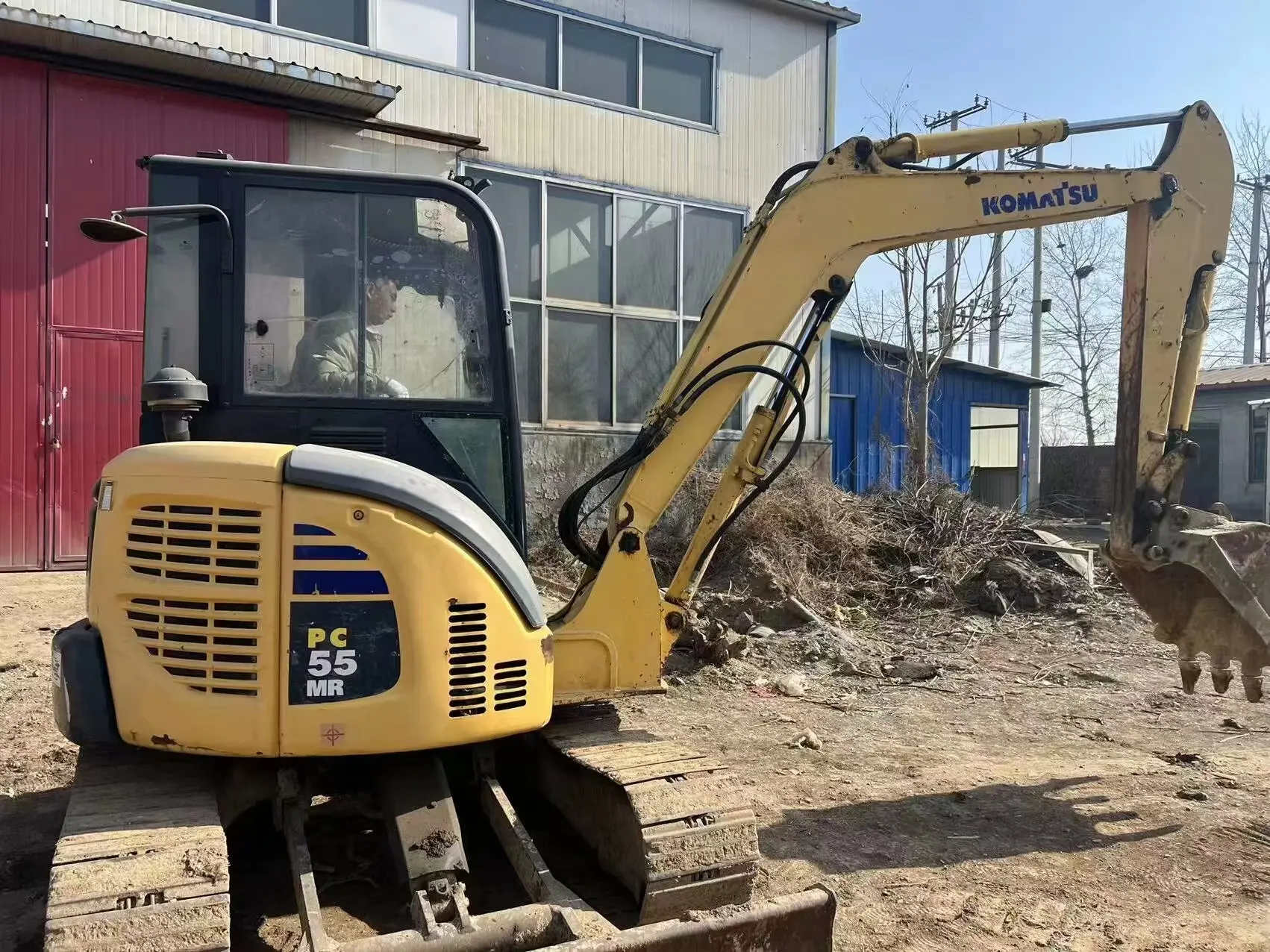 Fitur baru mini digunakan crawler KOMATSU 55MR-2 mesin ekskavator bekas kecil