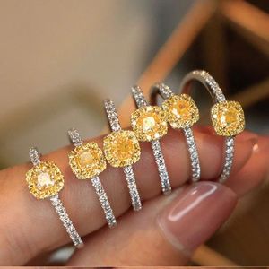 Bagues en diamant pour femmes en or blanc 18 carats de luxe personnalisées, bijoux en diamant jaune naturel - Product Image 4