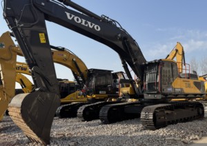 รถขุดตีนตะขาบ Volvo EC480 มือสอง ขนาด 48 ตัน เครื่องยนต์เดิม PLC ความจุบุ้งกี๋ 3.03 เมตร รุ่นปี 2024 ชั่วโมงการใช้งานต่ำ รับประกัน 1 ปี - Product Image 2