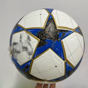 Balón de Fútbol Profesional de Alta Calidad con Logotipo Personalizado, Tamaño 5 para Entrenamiento de Adultos, Unión Térmica de PU, Precio de Fábrica - Product Image 3