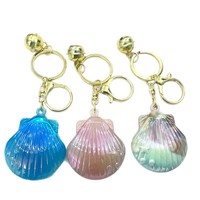 Porte-clés coquillage électroplaqué Aurora avec clochette, pendentif escargot en acrylique dégradé, breloque de sac, souvenir océanique, cadeau