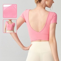 Débardeur de yoga pour femme à manches courtes avec coussinets de poitrine, dos ouvert, col carré, coupe ajustée, adapté pour les vêtements d'extérieur, le sport et les brassières de fitness