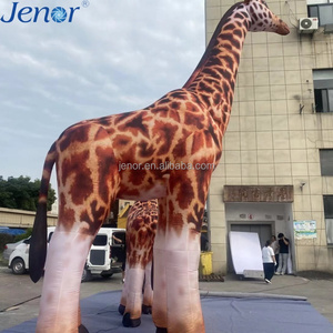 La Jirafa Inflable se Puede Personalizar para Uso en Zoológicos, Circo, Fiestas o como Decoración Publicitaria - Product Image 6