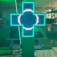 Layar LED Digital Poster Animasi Grafis Luar Ruangan Kustom IP65 Kecerahan Tinggi 6000 CD Struktur Logam Penuh untuk Toko Ritel
