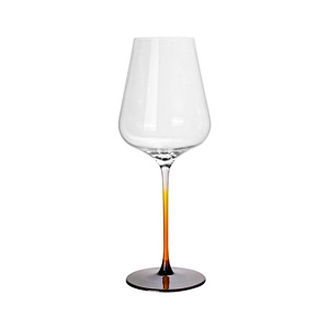 Verres à vin élégants à pied large, avec pied coloré et base décorative, pour la décoration de la maison et le service de vin privé lors de banquets - Product Image 6