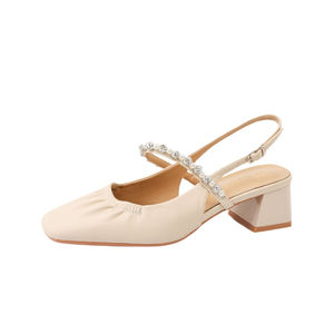 Chaussures à talons hauts tendance et confortables de haute qualité pour femmes, conçues sur mesure par des designers seniors - Product Image 2