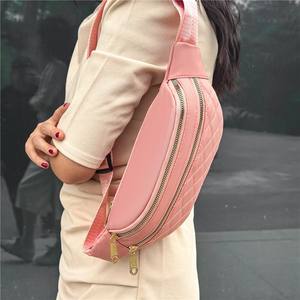 Bolso de Pecho con Patrón de Diamantes Rosados, Cierre de Cremallera, Resistente al Agua, Bolso Cruzado Informal para Atuendos Diarios, Verano 2025 - Product Image 1