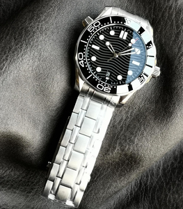 Reloj Mecánico Omega300 de Fábrica VSF/PPF al por Mayor, Acero Inoxidable 904L, Esfera de Zafiro, Movimiento 8800, 42 mm, Resistente al Agua, con Reserva de Marcha - Product Image 1