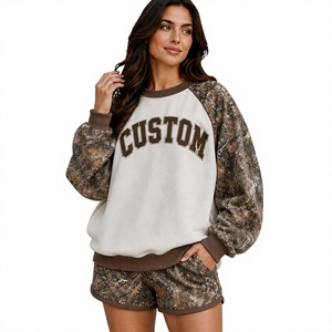 Ensemble décontracté 2 pièces pour femme : Sweat-shirt oversize à col montant et manches raglan imprimé camouflage feuilles, coupe ample, style pull, personnalisable OEM/ODM - Product Image 3