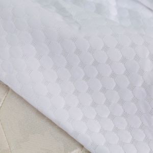 Fabrika Fiyatlı Nefes Alabilen Yatak Koruyucu Su Geçirmez Yatak Örtüsü Ev ve Otel Kullanımı İçin - Product Image 2