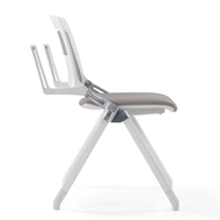 Chaise de conférence ergonomique empilable moderne avec accoudoirs réversibles, adaptée aux salles de conférence, aux écoles et aux hôpitaux