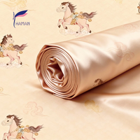 Tissu satiné 100 % polyester écologique, résistant aux plis, poids moyen, motifs imprimés numériquement personnalisables, toucher doux pour robes