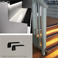 Escalier d'extrusion de radiateur de canal de LED en aluminium noir pour le profil en aluminium mené d'étape de cinéma de lumière d'escalier