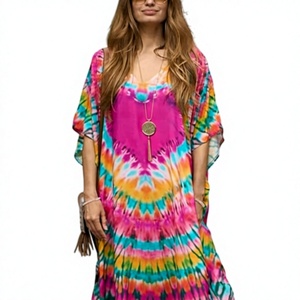 Vestido maxi tie-dye para mujer, cuello redondo, manga corta, corte holgado, estilo bohemio, ropa de playa de verano, material de rayón, dobladillo con abertura - Product Image 1