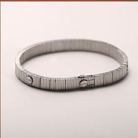Bracelet en acier à sangle élastique avec moteur à vis Love Screw