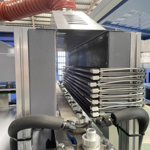 3 servomotores automáticos de alta velocidad, máquina sopladora de botellas de agua PET de 2 cavidades, maquinaria de moldeo de plástico - Product Image 4