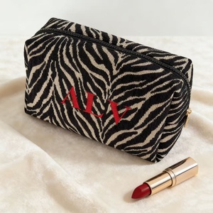 Borsa Cosmetica Personalizzata con Stampa Leopardata e Zebrata, in Tela con Cerniera, Organizer da Viaggio Portatile per Trucchi - Product Image 3