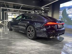 SAIC Audi A7L <span class=keywords><strong>2022</strong></span>, berline intermédiaire-grande, turbo, cuir, R20, intérieur foncé, vitesse maximale de <span class=keywords><strong>208</strong></span> km/h - Product Image 6
