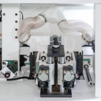 Machine de chantournage automatique CE pour la production de meubles avec fonctions de pré-fraisage et de finition des extrémités S6P