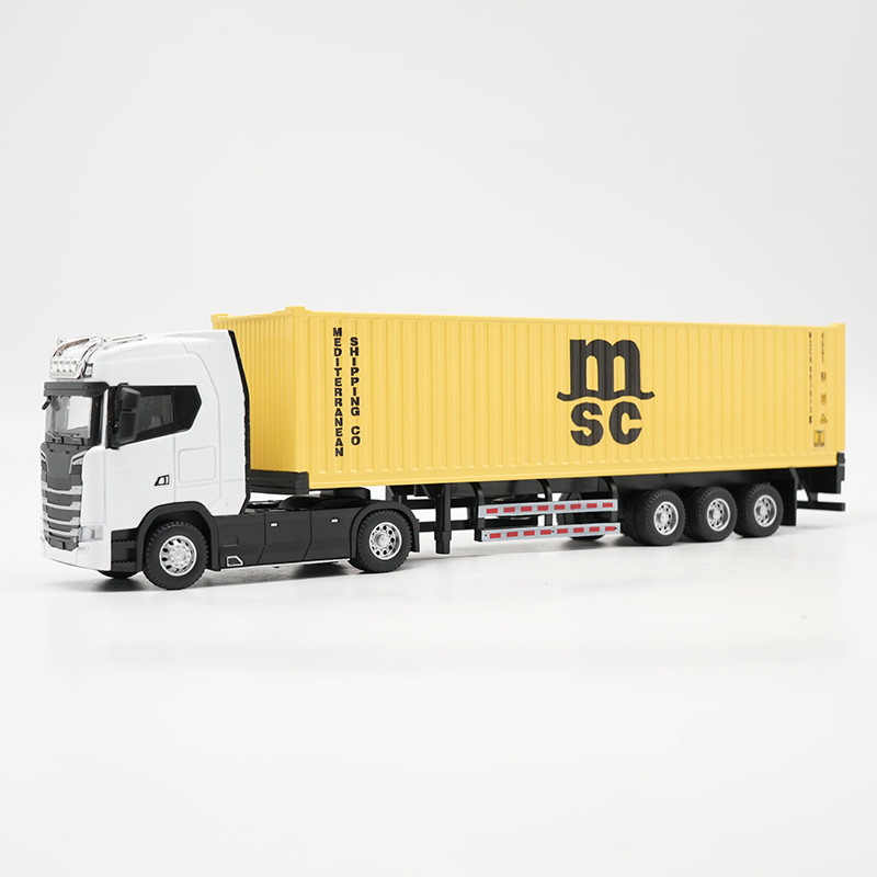 Modello di camion portacontainer MSC 1:50