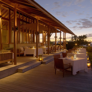 Lámparas de Mesa LED Inalámbricas de Cristal con Control Remoto para Uso en Interiores/Exteriores en Navidad MPCL M10-C06 - Product Image 3