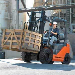 Montacargas Todoterreno <span class=keywords><strong>de</strong></span> 3 Toneladas 4x4 Diésel con Neumáticos Sólidos para Reciclaje y Chatarra - Product Image 3