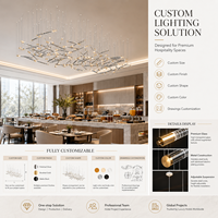Lustre en verre rainuré long et incliné de luxe, luminaire suspendu sur mesure pour villa, hôtel, salle à manger
