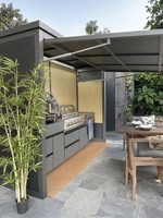 Cuisine mobile d'extérieur multifonctionnelle moderne STEELLIVING, station de cuisson BBQ préfabriquée, armoire en alliage d'aluminium laqué, évier