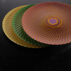 Assiettes de présentation de luxe en <span class=keywords><strong>verre</strong></span> cristal de 13 pouces à motif ananas quadrillé, assiettes de dîner rondes en cristal pour mariages, fêtes et banquets - Product Image 2