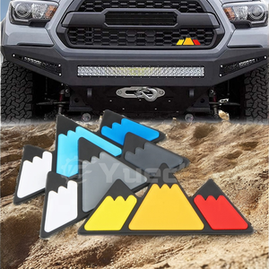 ตราสัญลักษณ์กระจังหน้ารถยนต์ Yuechi Snow Mountain 3D สามสี วัสดุ ABS ชุบโครเมียม สำหรับ Tacoma 4Runner Tundra แบบสติ๊กเกอร์ - Product Image 2