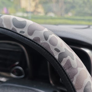 Accessoires confortables de gant de guidon de couverture de <span class=keywords><strong>volant</strong></span> respirable de mode de <span class=keywords><strong>camouflage</strong></span> de voiture de sport - Product Image 6