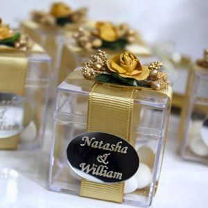 Boîtes à bonbons en plastique personnalisées, cubes de bonbons aux amandes, cadeaux de la Saint-Valentin, souvenirs d'anniversaire, contenants pour cadeaux - Product Image 2