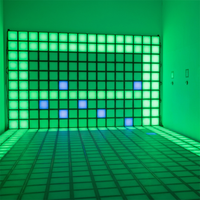 Jeux actifs : Salle de jeux interactive avec projection au sol Super Grid, jeux interactifs sur grille, jeu de projection interactive au sol