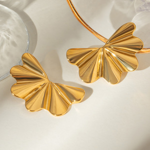 Flower <b>Stud</b> <b>Earrings</b> Gold Plated Geometric Design Party Fashion Jewelry - Product Image 2