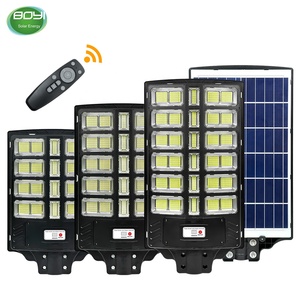 Năng lượng mặt trời Powered IP65 ngoài trời chia năng lượng mặt trời ánh sáng đường phố <span class=keywords><strong>LED</strong></span> chiếu sáng cho đường cao tốc Lithium làm việc - Product Image 2