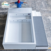 Neues Design Hotel-Jacuzzi Schwimm-Spa-Pool Outdoor-Whirlpool Glasfenster 22ft Rechteckiger Fiberglas-Swimmingpool mit Lounge-Sofa