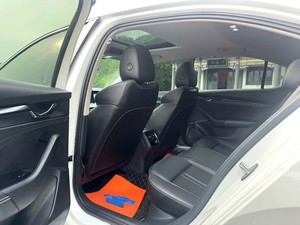 <span class=keywords><strong>Skoda</strong></span> <span class=keywords><strong>Octavia</strong></span> 1.4TSI Automático Sedán <span class=keywords><strong>2021</strong></span> Usado, Bajo Kilometraje, para Exportación - Product Image 6