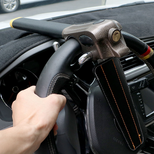 Blocca Volante Antifurto per Auto Resistente <span class=keywords><strong>con</strong></span> Maniglia in Schiuma Protettiva e 3 Chiavi - Vendita all'Ingrosso - Product Image 2