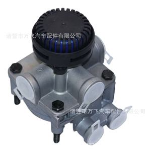 Valve de protection à quatre circuits 9370112050 410359005 pour système de freinage pneumatique de véhicule utilitaire - Product Image 3