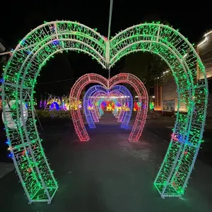 2024 Grote Pvc Led 3d Licht Hartvorm Boogmotief Outdoor Bruiloft & Kerstdecoratie Valentijnsdag Lichtlamp Festival