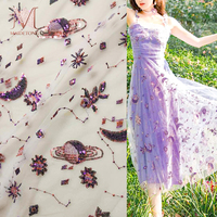 Tissu en organza jacquard brodé en relief 3D à motifs floraux en mélange de nylon pour robe de soirée pour femmes