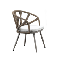 Chaise de jardin en rotin de haute qualité avec coussin imperméable chaise de salle à manger de patio extérieur
