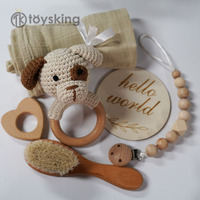 Serviette de bain en mousseline de coton pour bébé personnalisé nouveau-né bébé bois Silicone douche cadeau ensemble 100% fait à la main Crochet chiot chien hochet