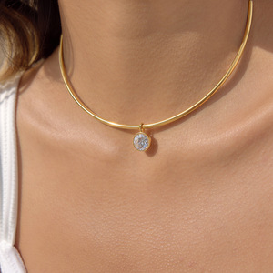 Collane Choker in Acciaio Inossidabile Placcato Oro 18K con Pendente in Zirconia Cubica per Donne - Product Image 2