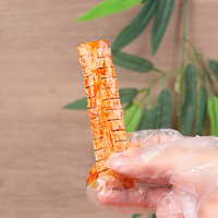 Snack végétarien chinois de haute qualité en forme de crevettes, à base de protéines de soja, bande épicée Latiao