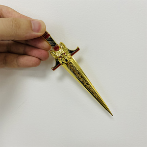 Marcador promocional personalizado de alta calidad, removedor de grapas en forma de espada y logotipo personalizado Manual, abrecartas de latón antiguo para <span class=keywords><strong>sobres</strong></span> - Product Image 2