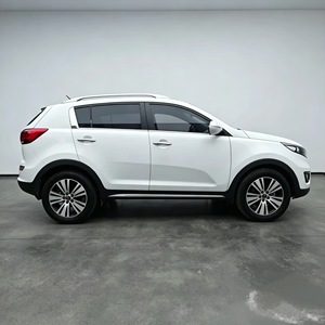 <span class=keywords><strong>Sportage</strong></span> 2.0L 2016 Usado en Venta, Vehículo de Combustible con Volante a la Izquierda, SUV Mediano de 5 Puertas y 5 Asientos con Techo Solar y Bajo Kilometraje - Product Image 4
