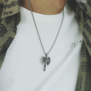 Bajo MOQ de alta calidad gran descuento el vikingo <span class=keywords><strong>tomahawk</strong></span> colgante de plata hacha hip hop Collar para hombres - Product Image 3